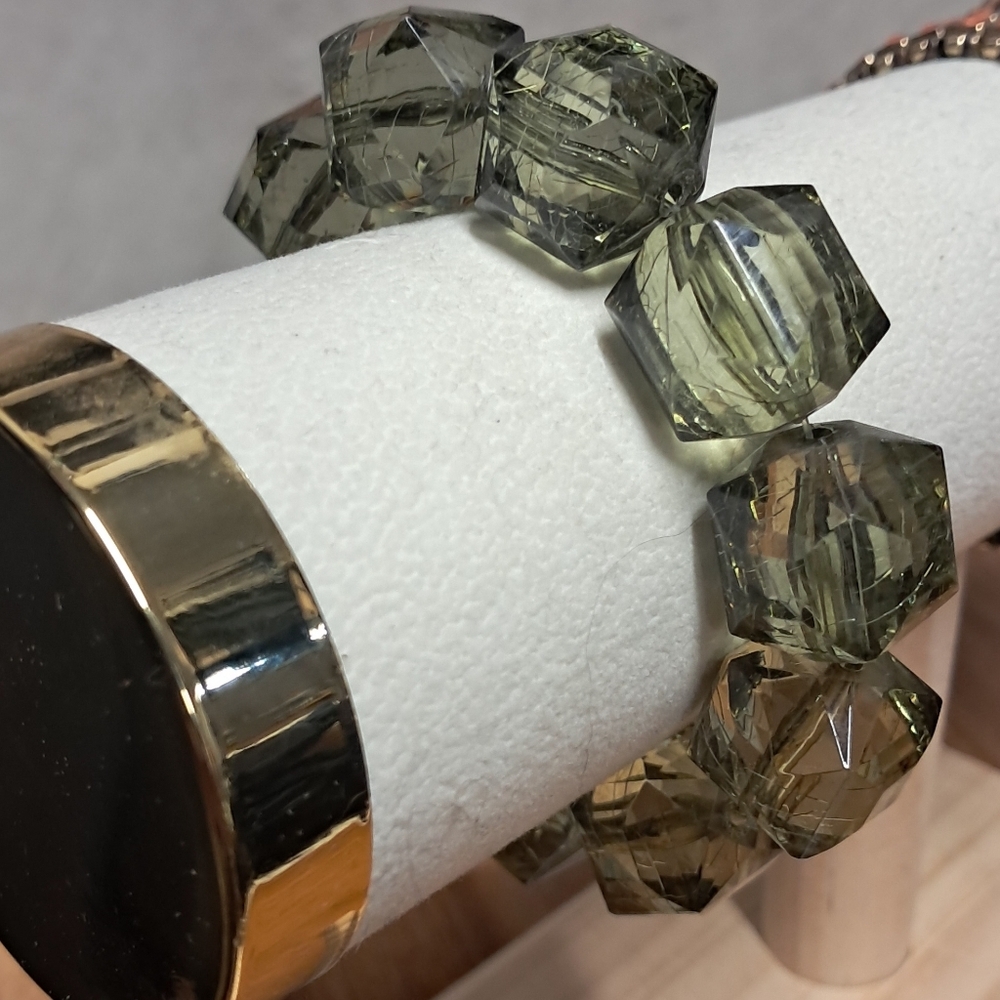 Vintage Tarina Tarentino Green Crystal Bracelet - Picture 2 of 3